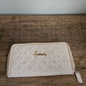Harrods London Wallet Iconic Multi Compartment Wallet With Zip Change.